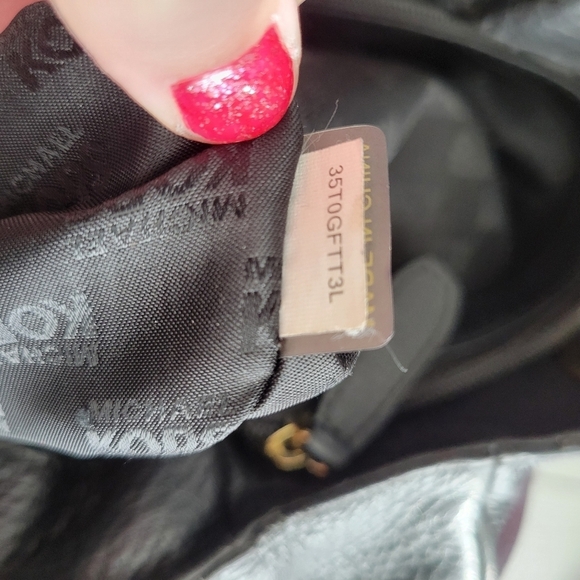 Michael Kors MK Black Pebbled Leather Shoulder Bag Purse Gold Designer Large - Picture 6 of 14